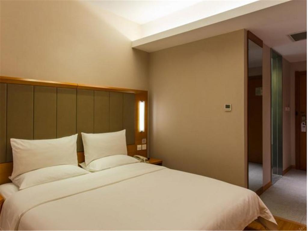 JI Hotel Xianggang Middle Road Qingdao Eksteriør bilde